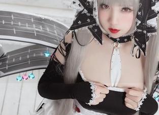 白色图包里，猫田圣奈奈的每一帧都好像在撒娇