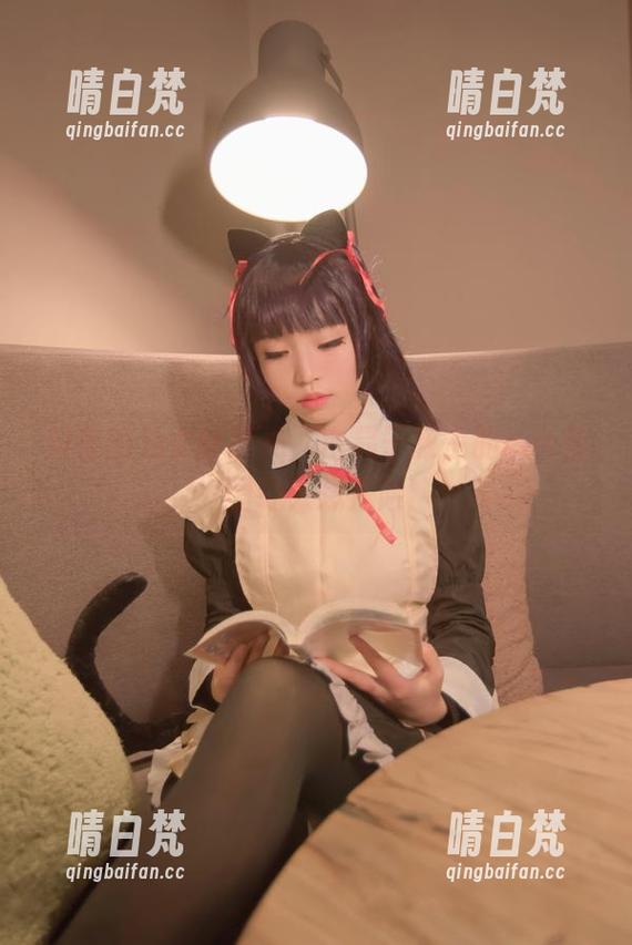 封存的兔女郎时光，白易子教主的cos套图让人想探险
