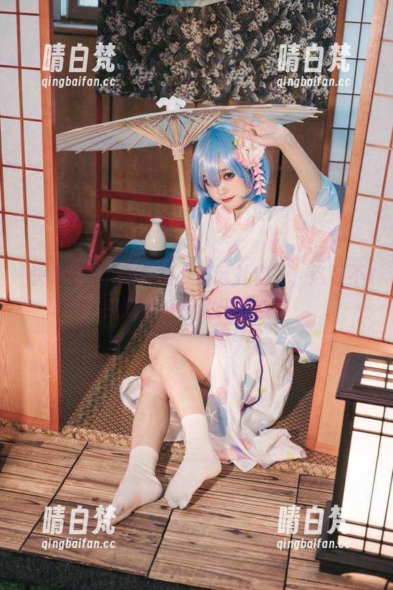 神沢永莉 快来看神沢永莉的‘圣诞礼物’,这可不是随便能拆的作品哦!