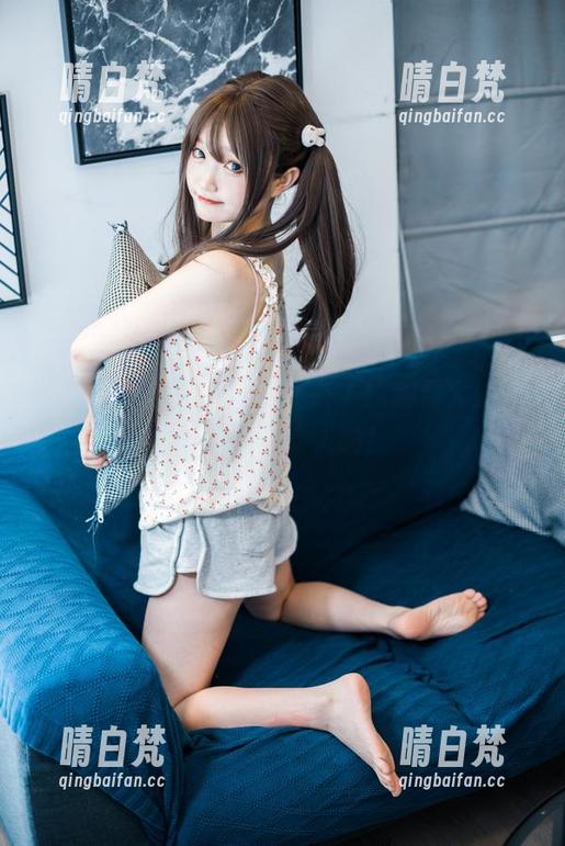 哦，神沢永莉的写真又来了！别看大姐姐啦，细节动人呐！