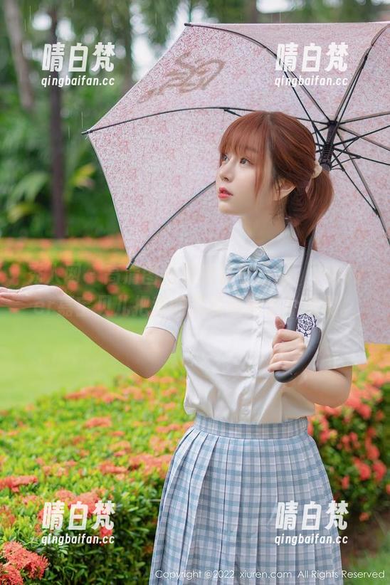 秀人网-vetiver嘉宝贝儿 秀人网 - 高清图包里的夏日色彩,vetiver嘉宝贝儿把我的灵魂都晒了个透彻。