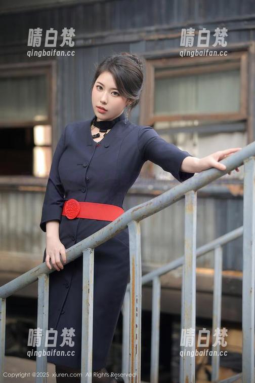 秀人网 - 办公室里隐藏的优琪琪子yuki，图包能不能引发你的小冲动？