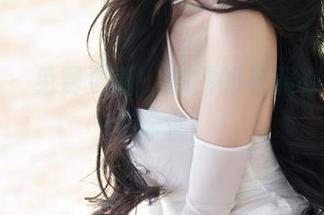 秀人网 – 免费更新，娜露的礼服在线网盘等你拿！