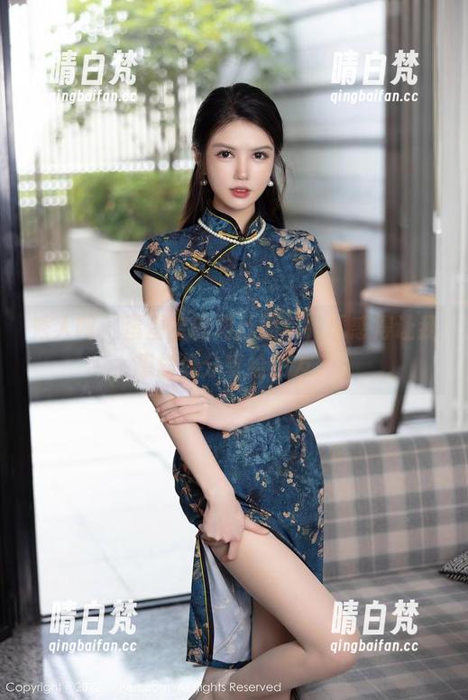 秀人网 - 蛋蛋宝的肉丝图包，诱惑得让我想偷偷分享给朋友。