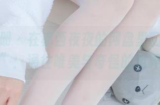 稚乖画册 – 在赤西夜夜的网盘里翻到“妹妹”：通往唯美与奇怪的边界。