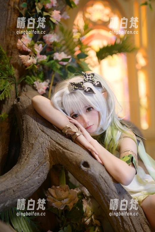 莱可Raika 修女的面孔下,藏着莱可Raika的独特视角——写真合集里见真章!
