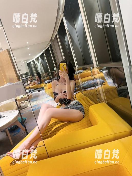 微密圈 - 我本来不想说的，但葛征的水手服写真，难道是在yes了吗？哈哈！