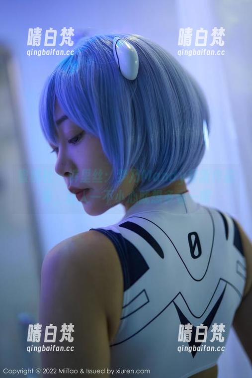 蜜桃社 - 裤里丝：梦乃Mandy最新作品集，让人一不小心就想多看一眼