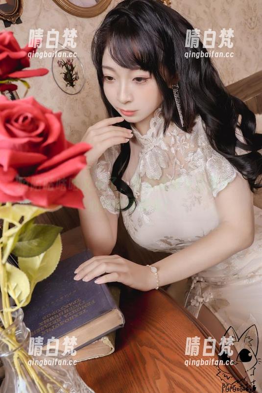 陌陌咕咕咕又来了，带着高清女仆图包，心中啧啧称奇！
