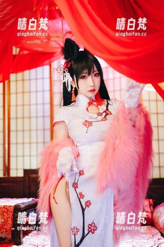 鬼畜瑶在不在w的红色私拍合集——穿上三层衣服的无奈啊！
